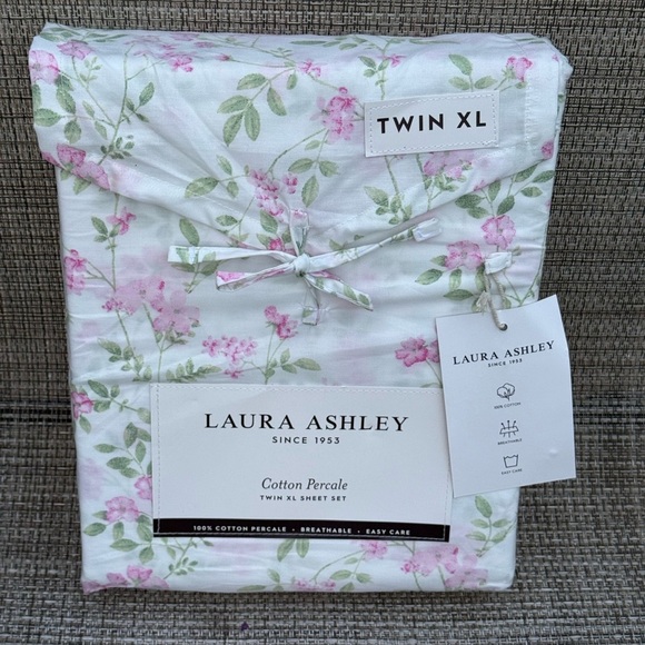 Laura Ashley Fawna Raspberry Green Floral Cotton Percale TWIN XL Sheet Set 3pc - Picture 6 of 10
